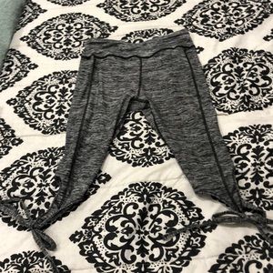Capri Leggings